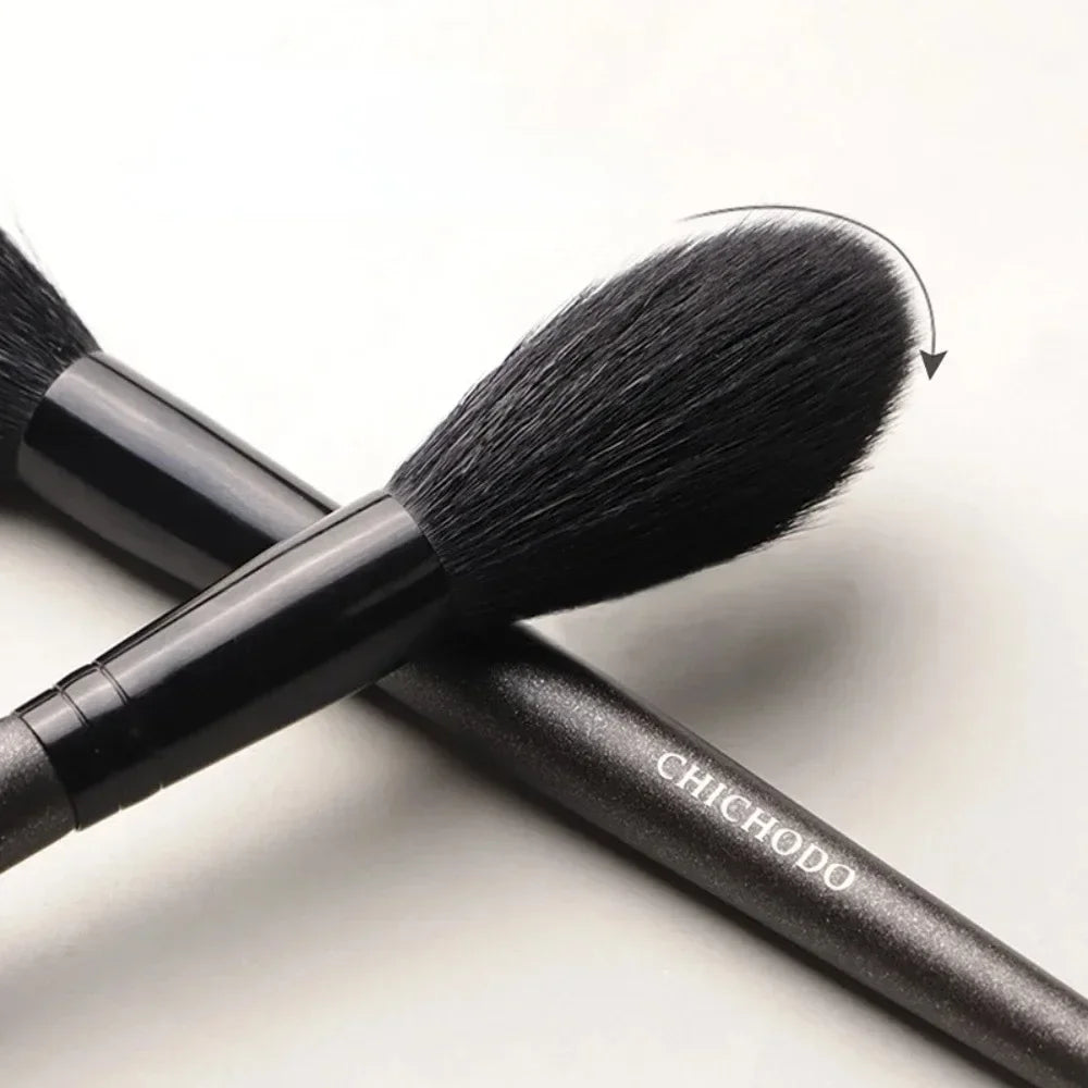 Face makeup brush - Vivian