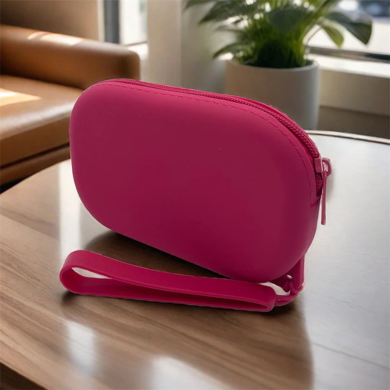 Fashionable makeup brush bag, made of silicone material - Vivian