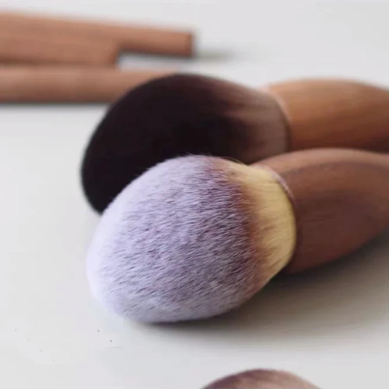 European style wooden handle makeup brush - Vivian