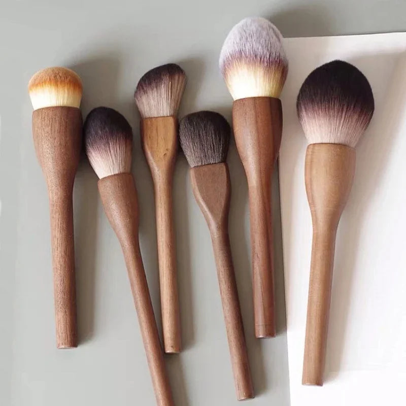 European style wooden handle makeup brush - Vivian